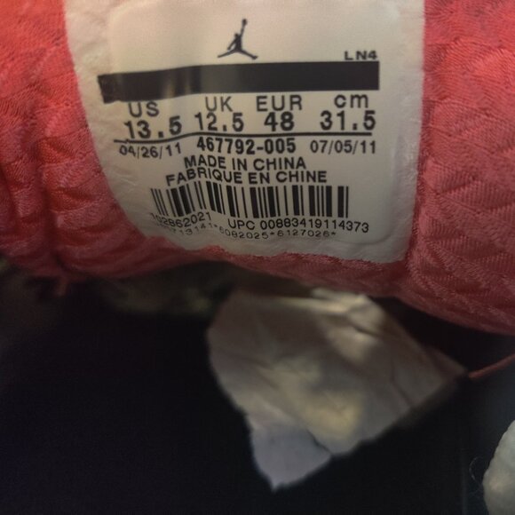 Gray Jordan CMFT Viz Air 11 "Stealth Pack - Infrared" 467792-005 - Picture 5 of 5